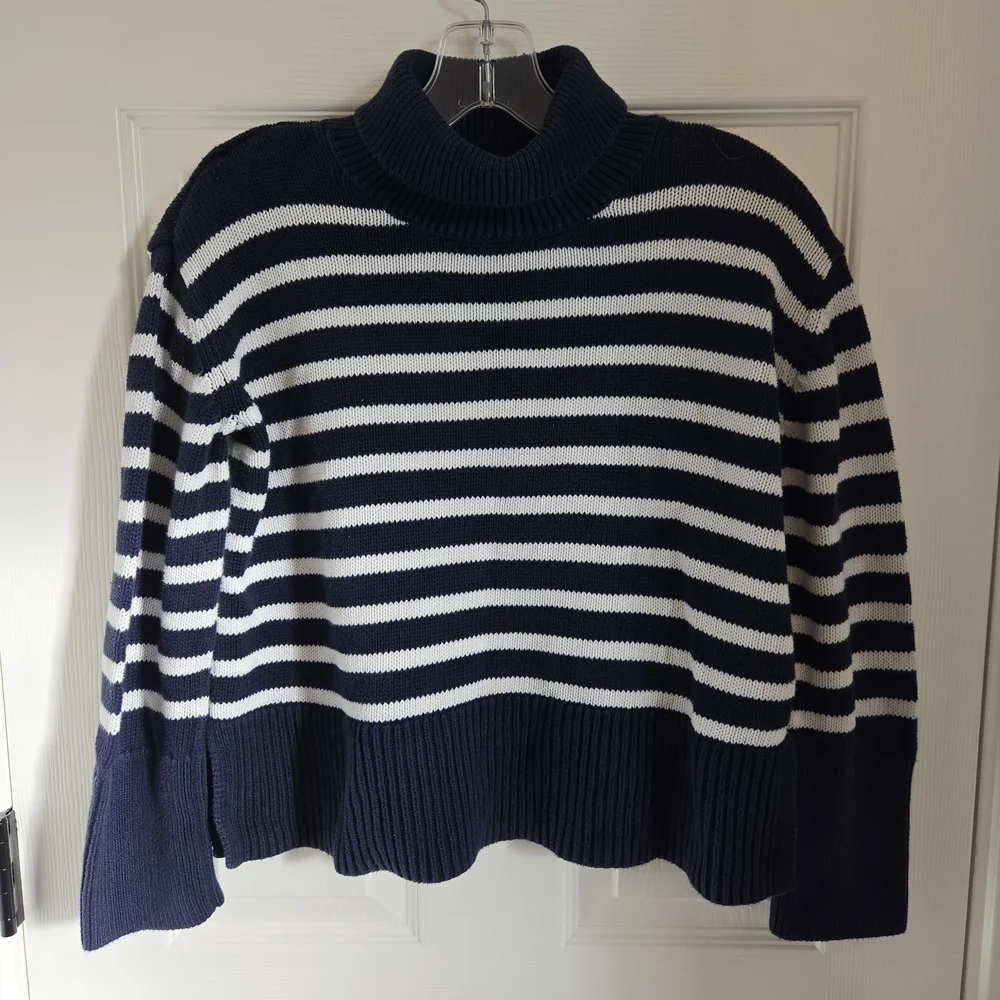 GAP Kids L. Navy and White Striped Sweater, Cropped, Boxy, Nautical, Fisherman
